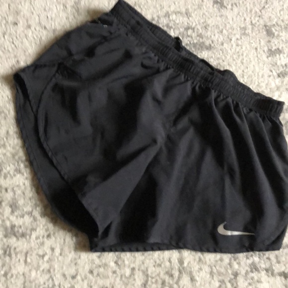 Nike Shorts - Picture 1 of 2